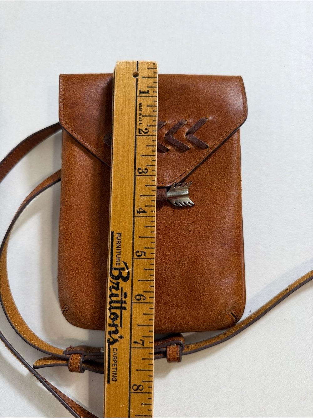 Most Wanted USA Western-style brown genuine handmade leather crossbody bag. - Picture 4 of 8